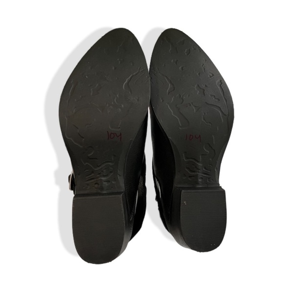 Musse & Cloud Black Genuine Leather silver Stud Pointed Toe Asher Ankle Bootie - Picture 5 of 11